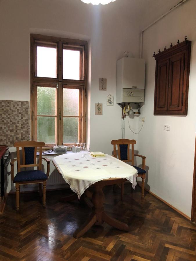 Apartamento Cezara Mediaş Exterior foto
