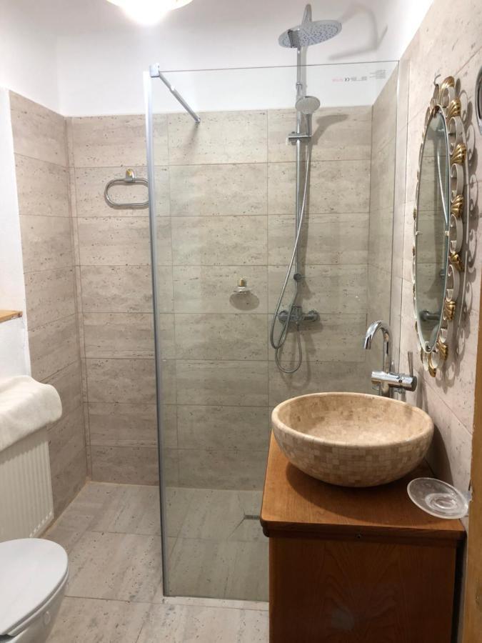 Apartamento Cezara Mediaş Exterior foto